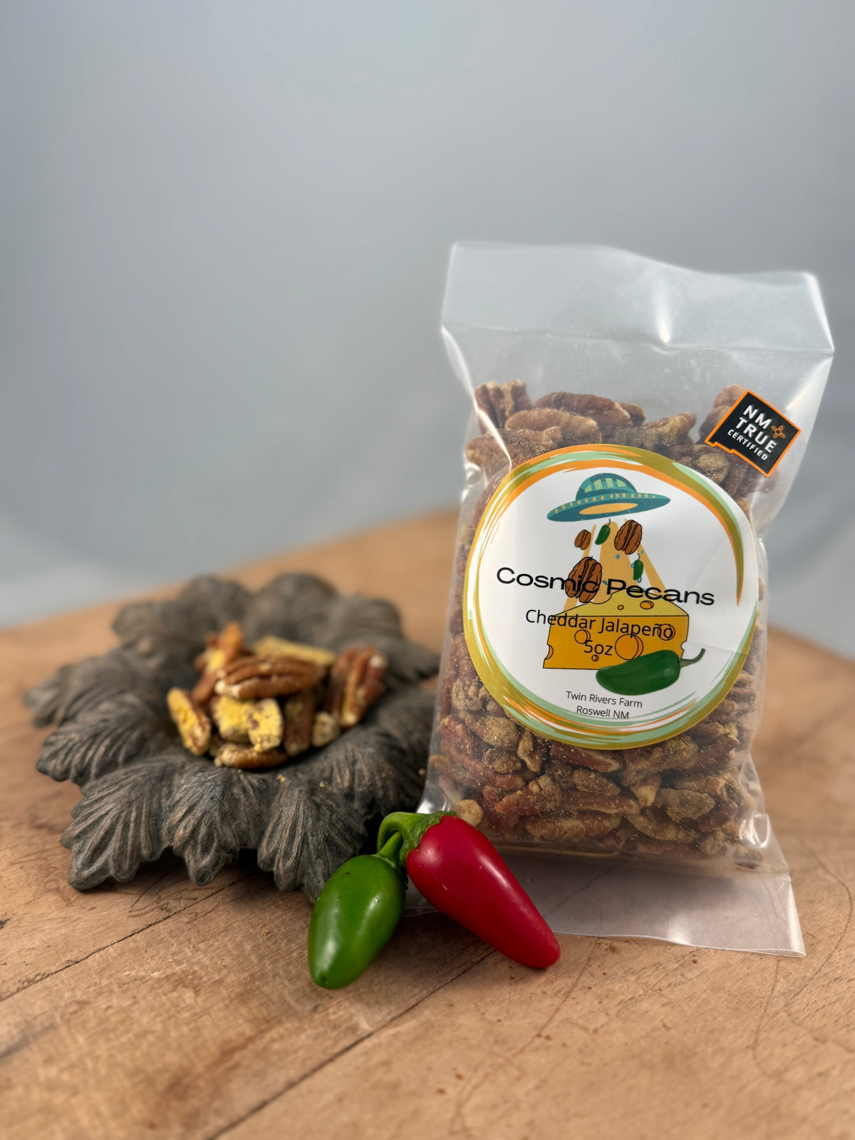 Cheddar Jalapeño Seasoned Cosmic Pecans
